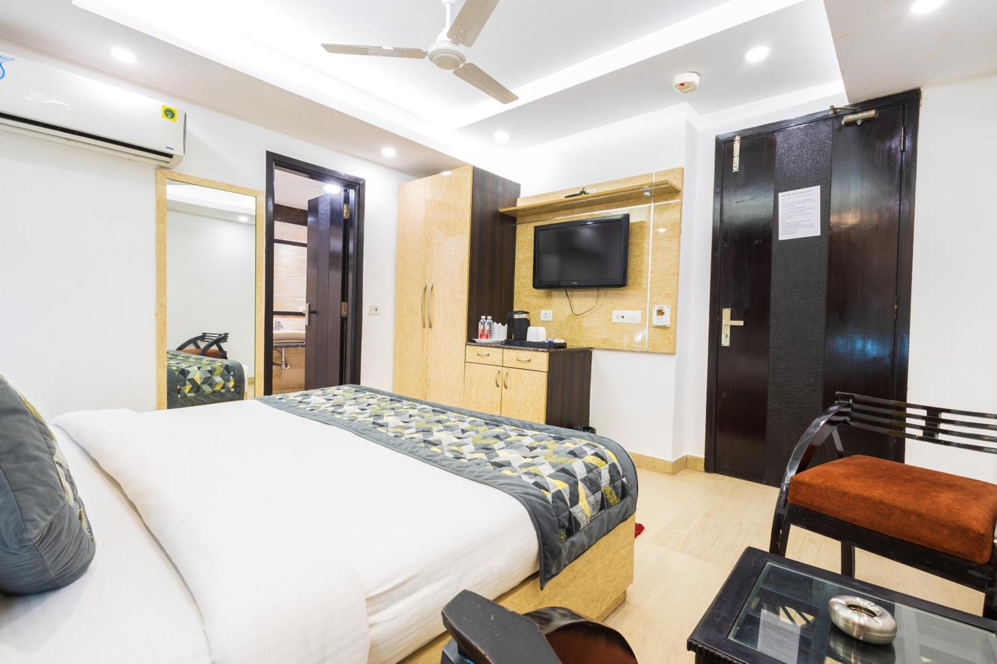 Hotel The Gold Inn - Karol Bagh Delhi Exterior photo