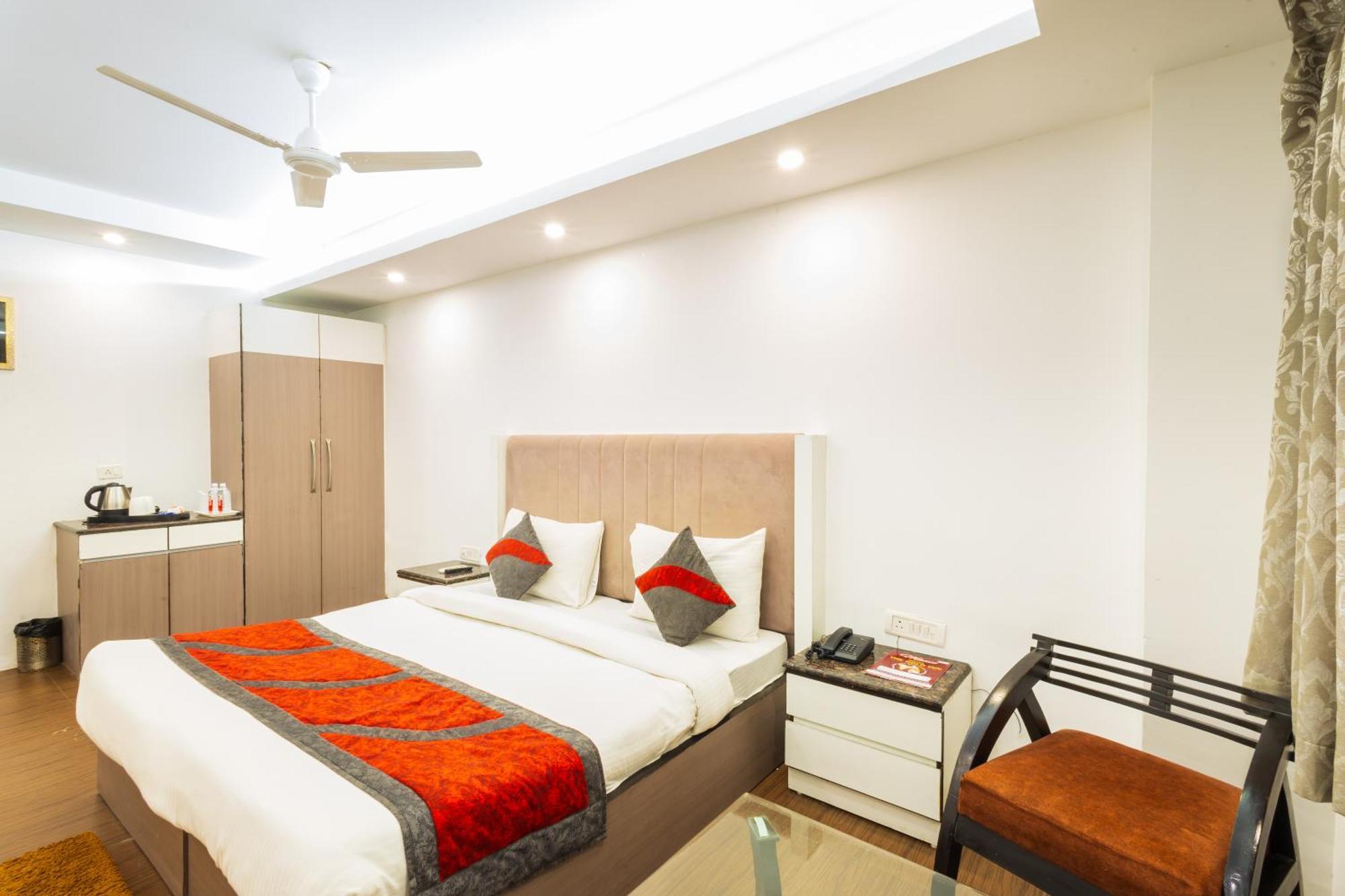Hotel The Gold Inn - Karol Bagh Delhi Exterior photo