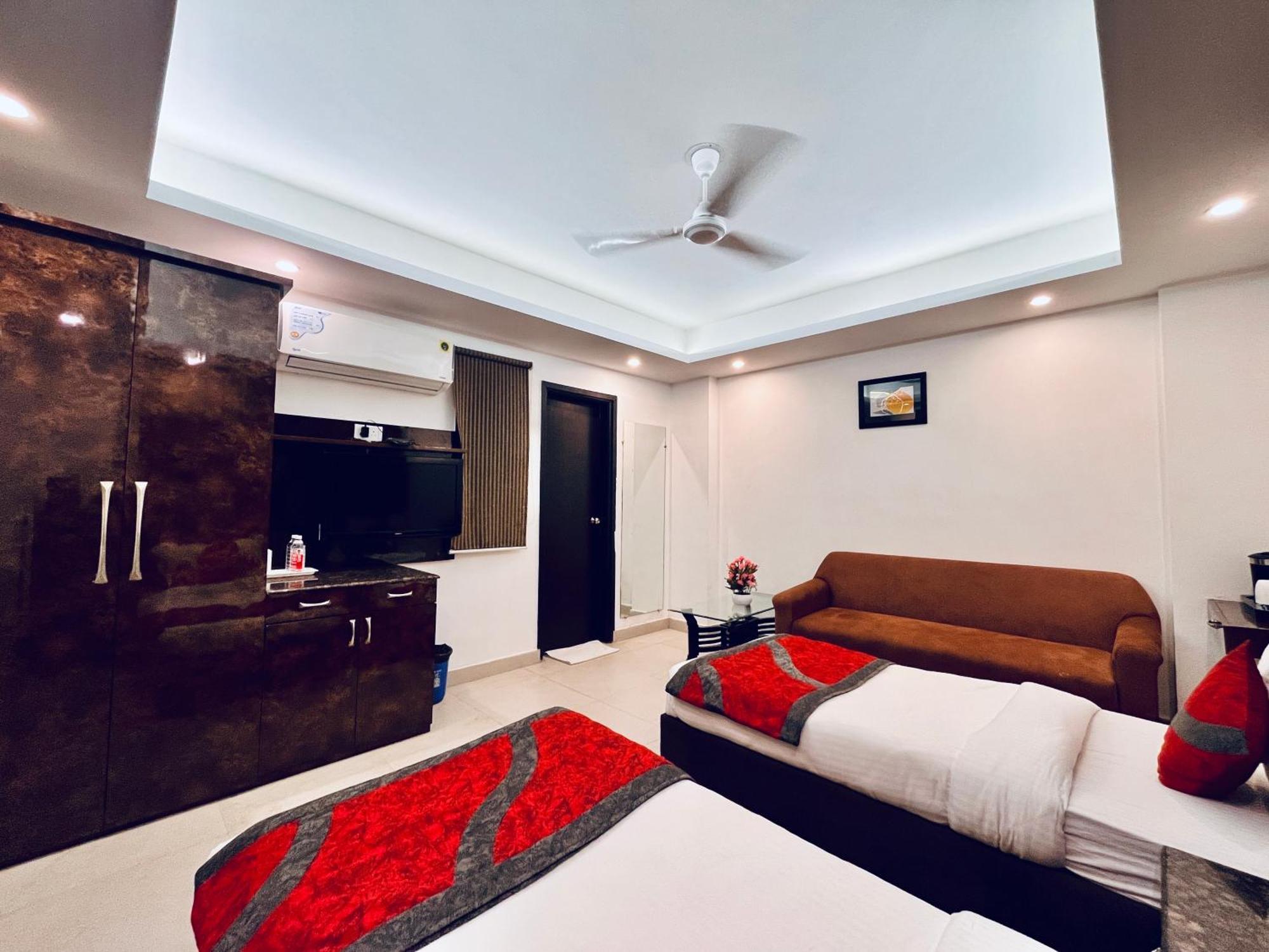 Hotel The Gold Inn - Karol Bagh Delhi Exterior photo