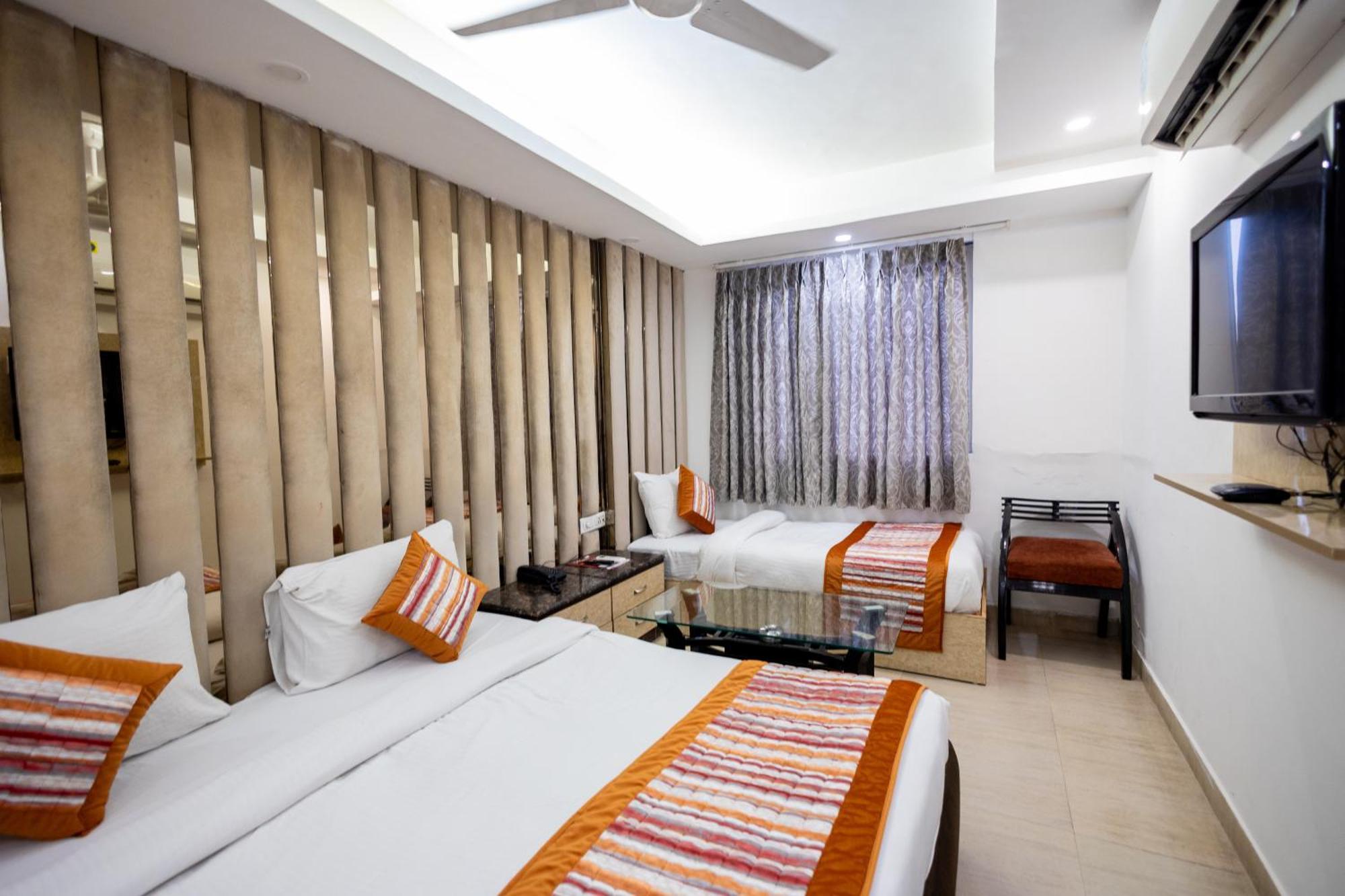 Hotel The Gold Inn - Karol Bagh Delhi Exterior photo